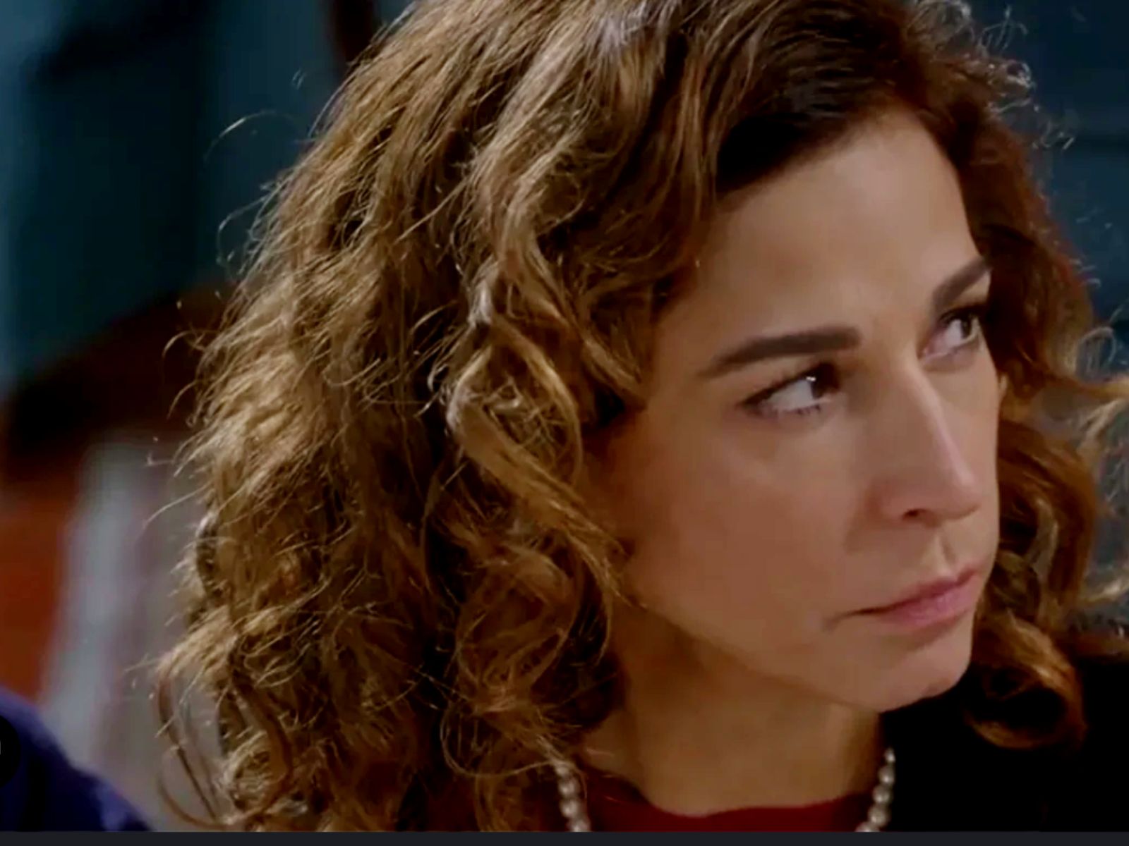 Άγιος Έρωτας: Ο Κλεάνθης αφήνει τη Χριστίνα στο δρόμο και κάνει μένει με τη Σμαρώ