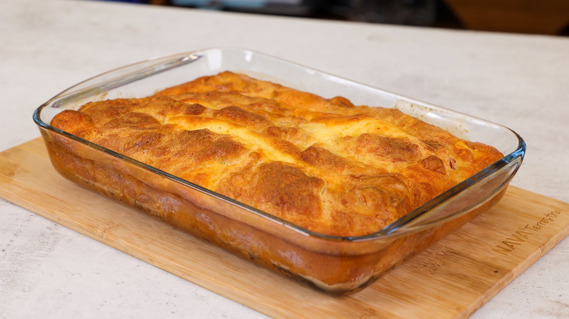 Εύκολη-τυρόπιτα-από τους-Foodaholics-συνταγή- Εύκολη-τυρόπιτα-από τους-Foodaholics-συνταγή-