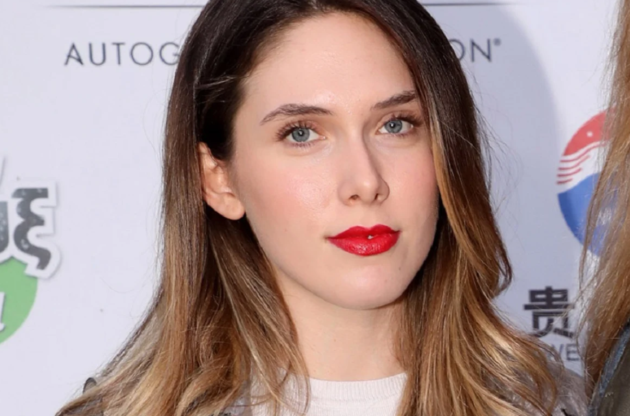 Αφροδίτη Λιάντου-backstage-Η Παραλία-