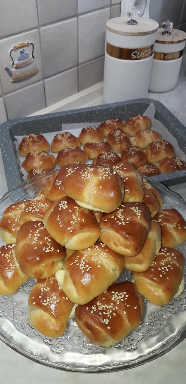 Ανεβατά-τυροπιτάκια-της μαμάς-συνταγή- Ανεβατά-τυροπιτάκια-της μαμάς-συνταγή-