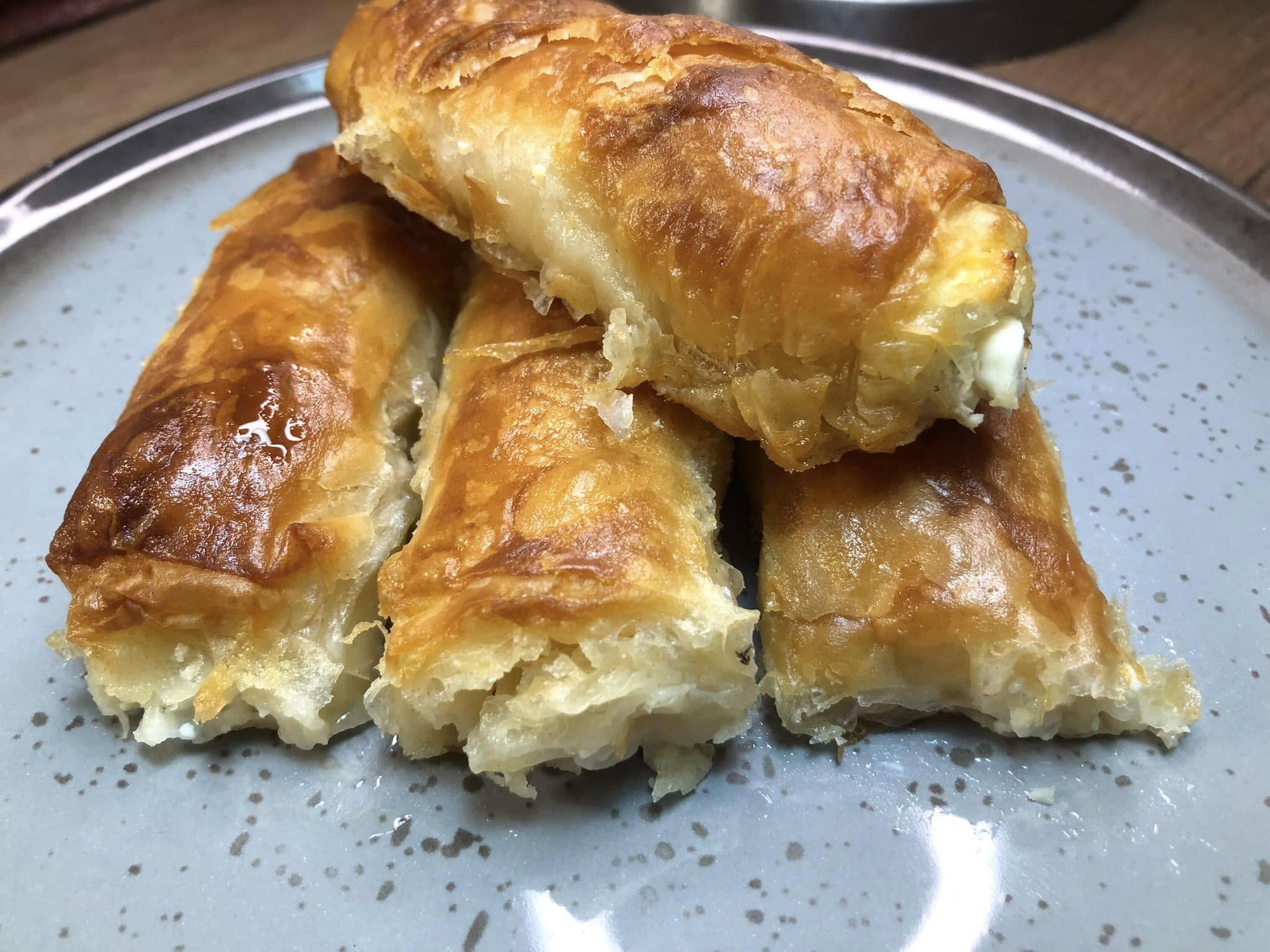 Τυροπιτάκια-Borek-συνταγή-Κωνσταντινούπολης-