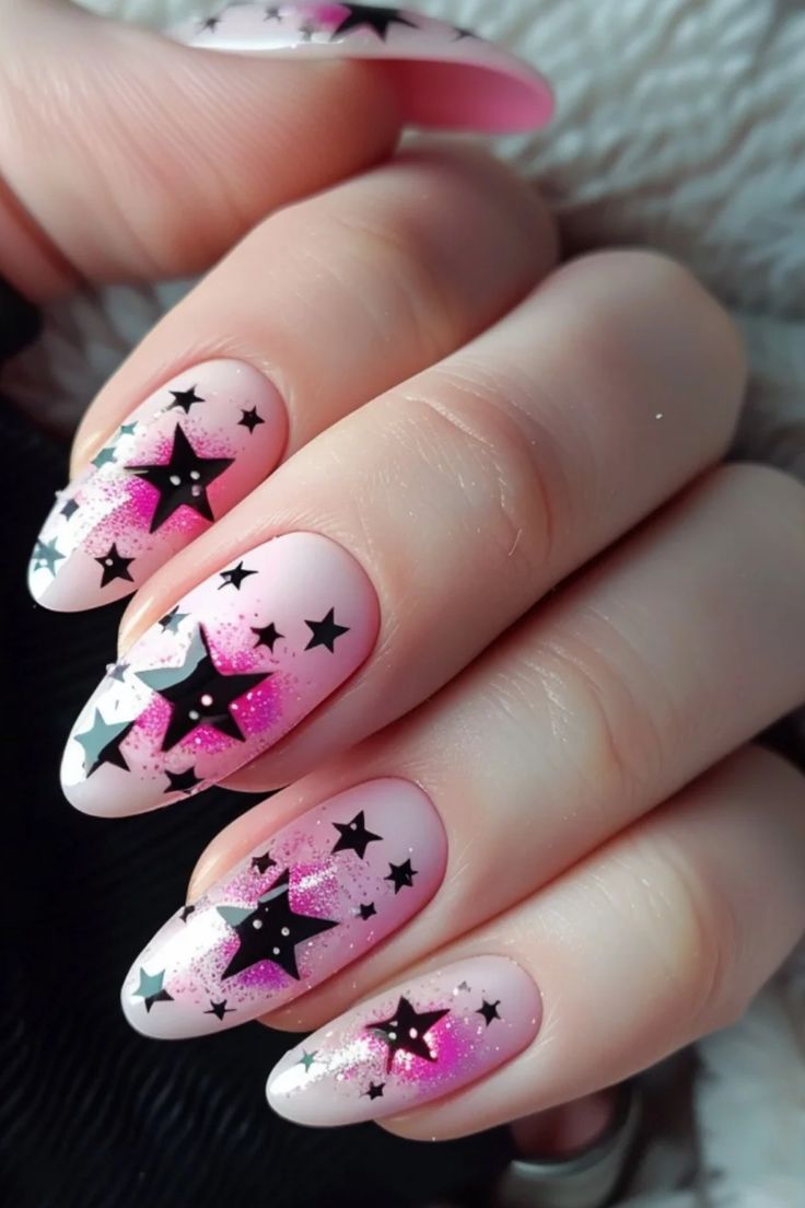 αποκριάτικα-σχέδια-στα-νύχια-ιδέες-Απόκριες 2025-