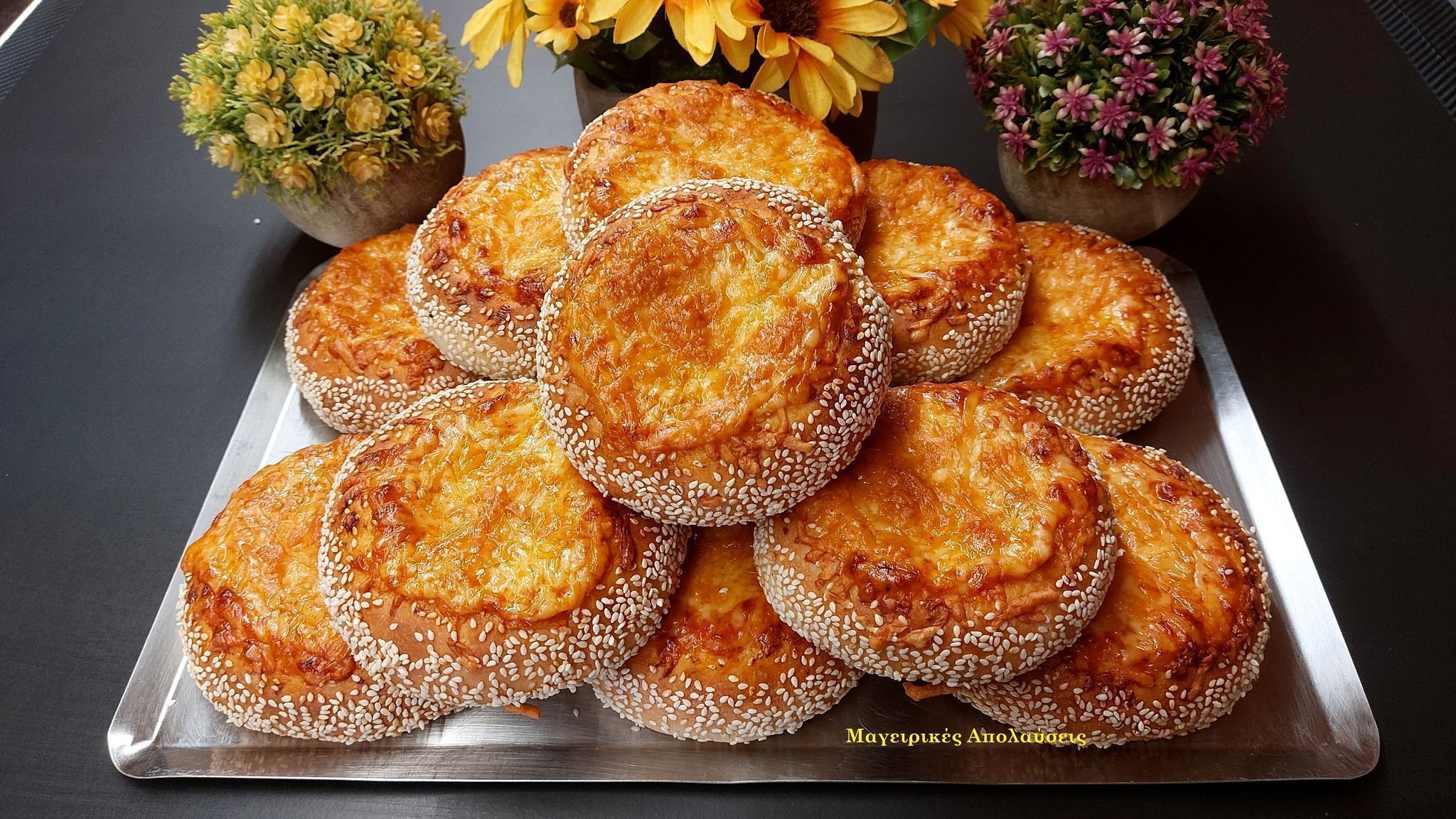 Γεμιστά-κουλούρια-με σάλτσα-και τυρί-για το lunchbox-συνταγή- Γεμιστά-κουλούρια-με σάλτσα-και τυρί-για το lunchbox-συνταγή-