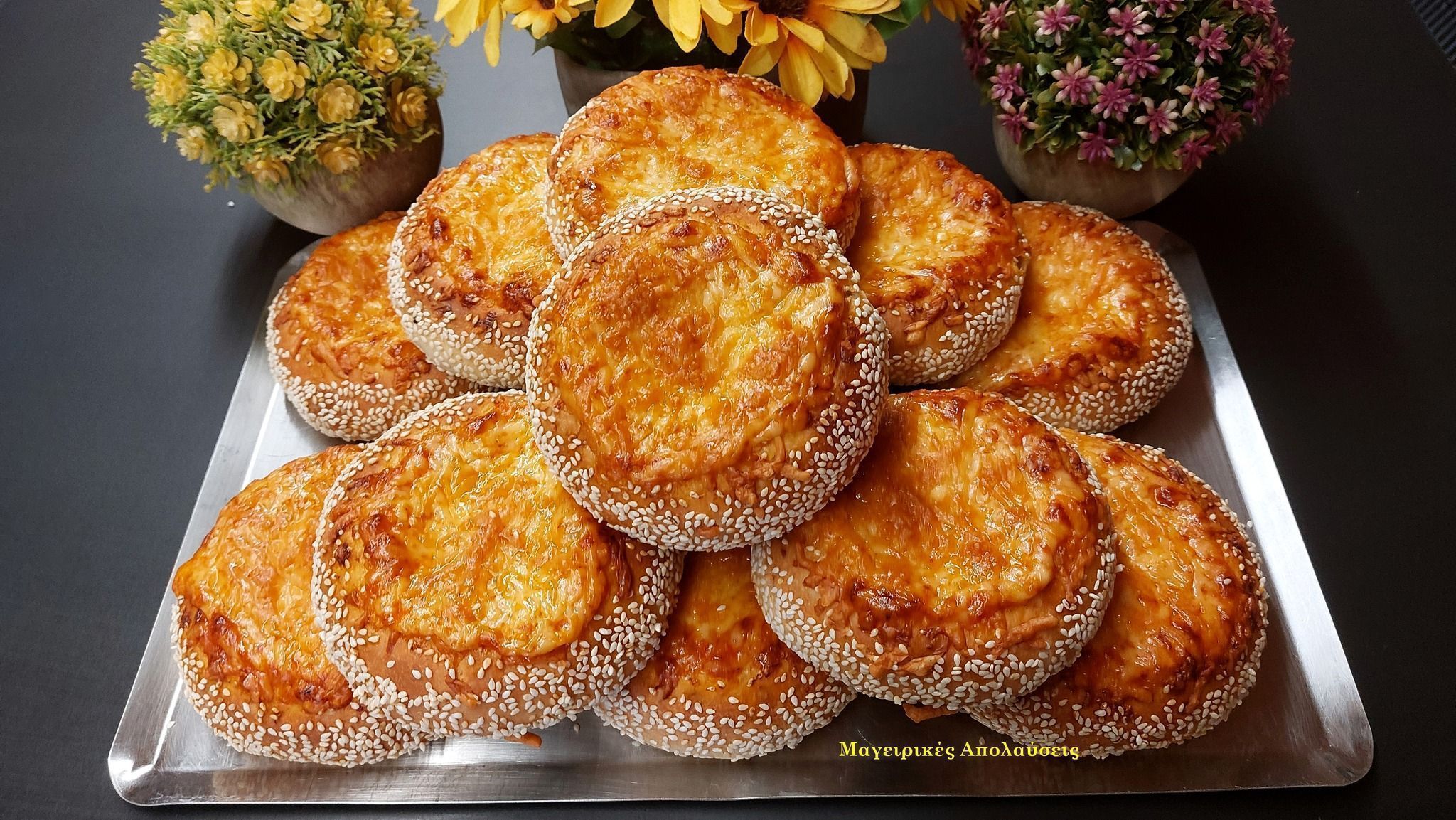 Γεμιστά-κουλούρια-με σάλτσα-και τυρί-για το lunchbox-συνταγή- Γεμιστά-κουλούρια-με σάλτσα-και τυρί-για το lunchbox-συνταγή-