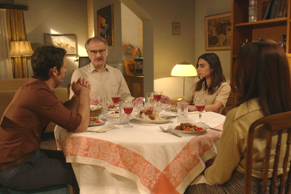 Ηλέκτρα επόμενα επεισόδια Β’ κύκλος : 100, 101