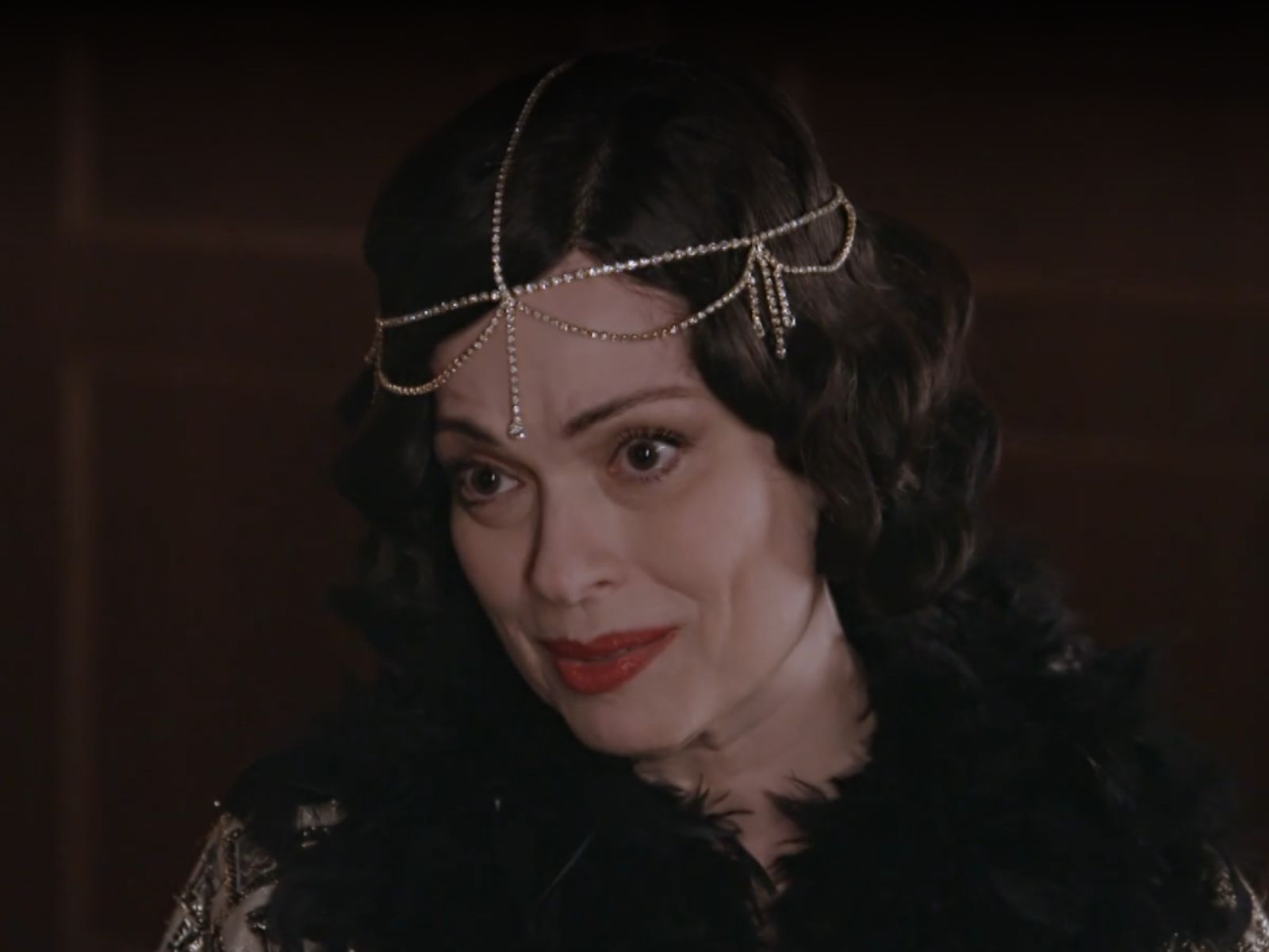 Grand Hotel : Η Κυβέλη βγαίνει από την φυλακή και καταστρέφεται