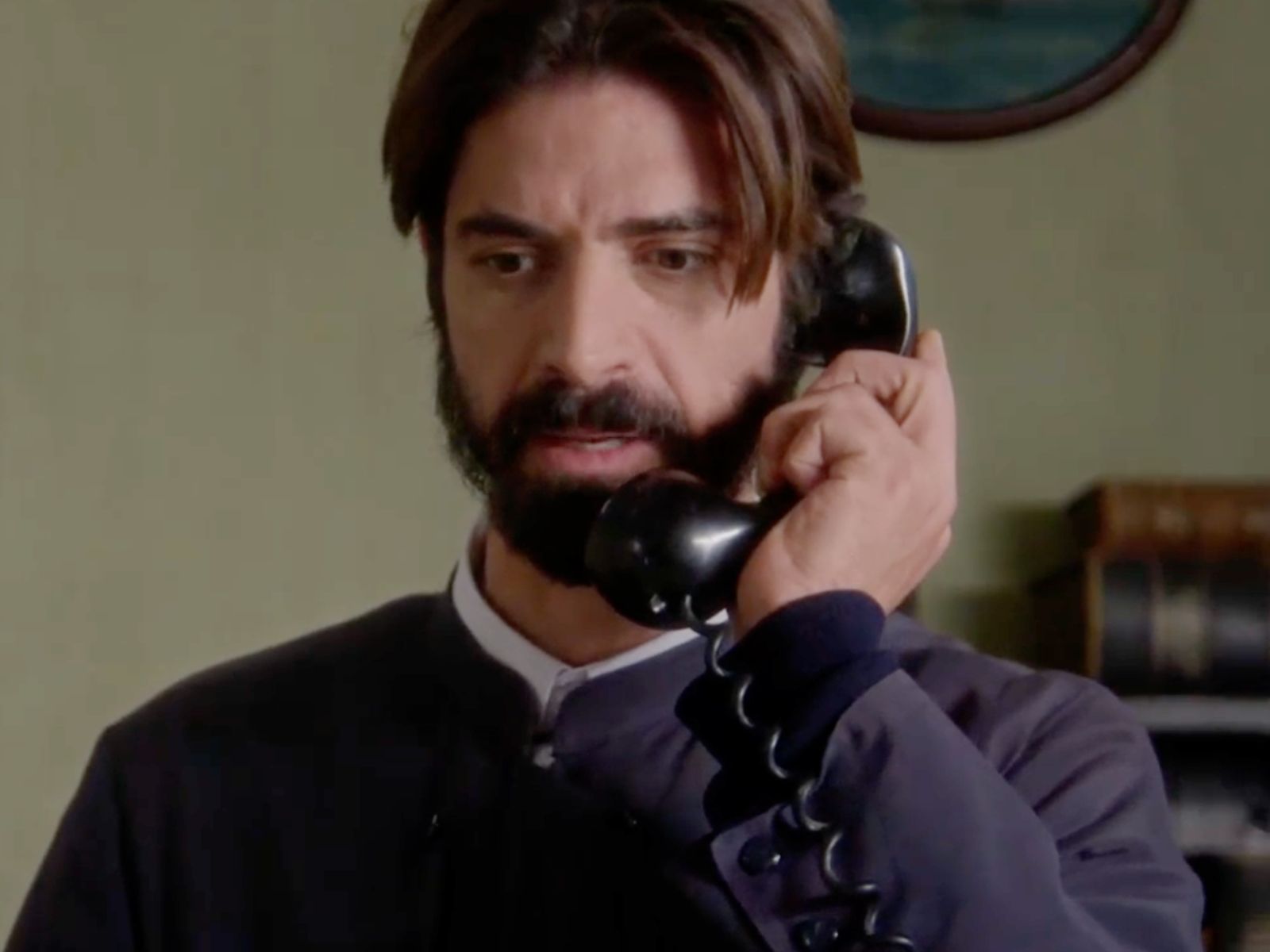 Άγιος Έρωτας: Ο Νικόλαος αποκαλύπτει στη Χλόη όλη την αλήθεια για το σχέδιο που έστησαν με τον πατέρα της