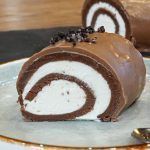 Κορμός-σοκολάτας-με παντεσπάνι-που-δε λυγίζει-και-δεν σπάει-συνταγή-