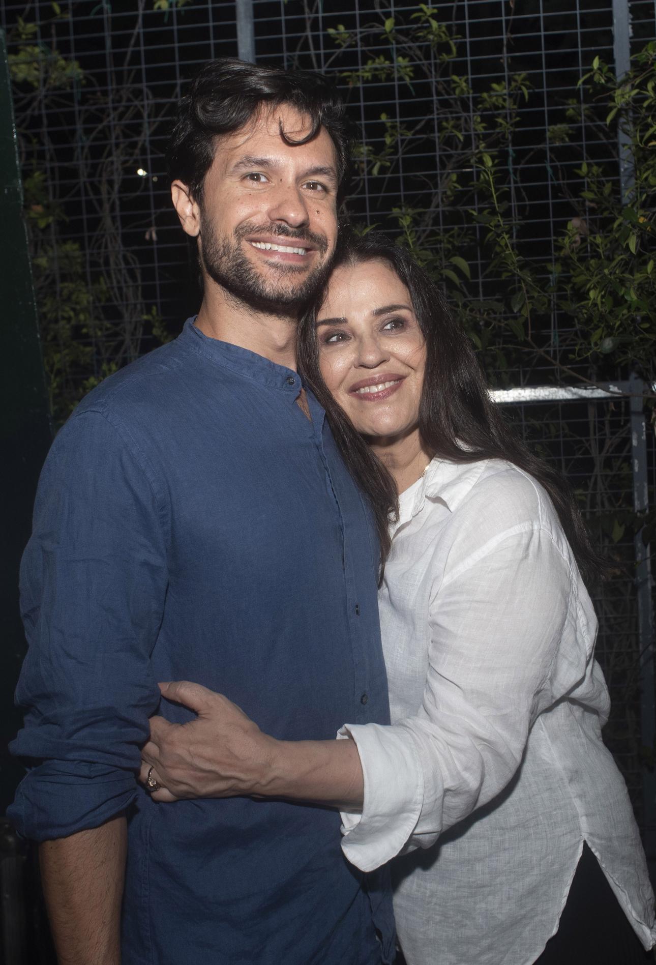 Το τρυφερό Χρόνια Πολλά του Ορφέα Αυγουστίδη στη μητέρα του Μαρία Τζομπανάκη