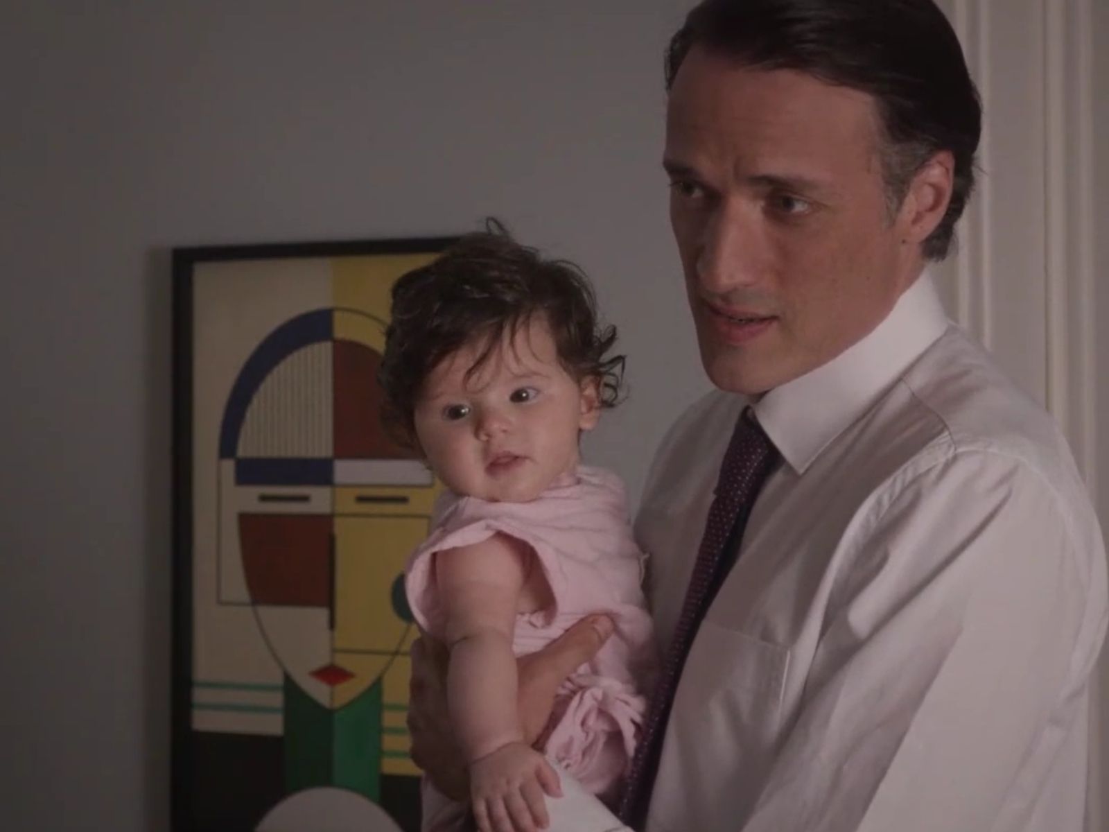 Διάφανη Αγάπη : Ο φόνος στο εργοστάσιο συνδέεται με την κόρη του Στέφανου