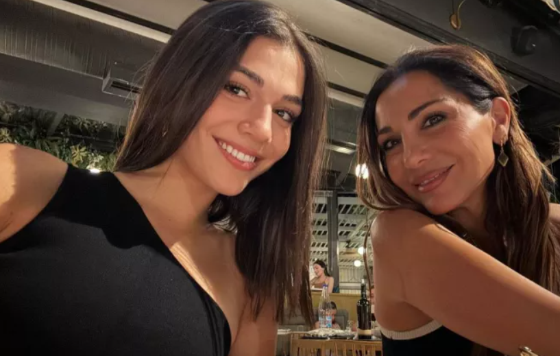 Δέσποινα Βανδή-Μελίνα Νικολαΐδη-γενέθλια-