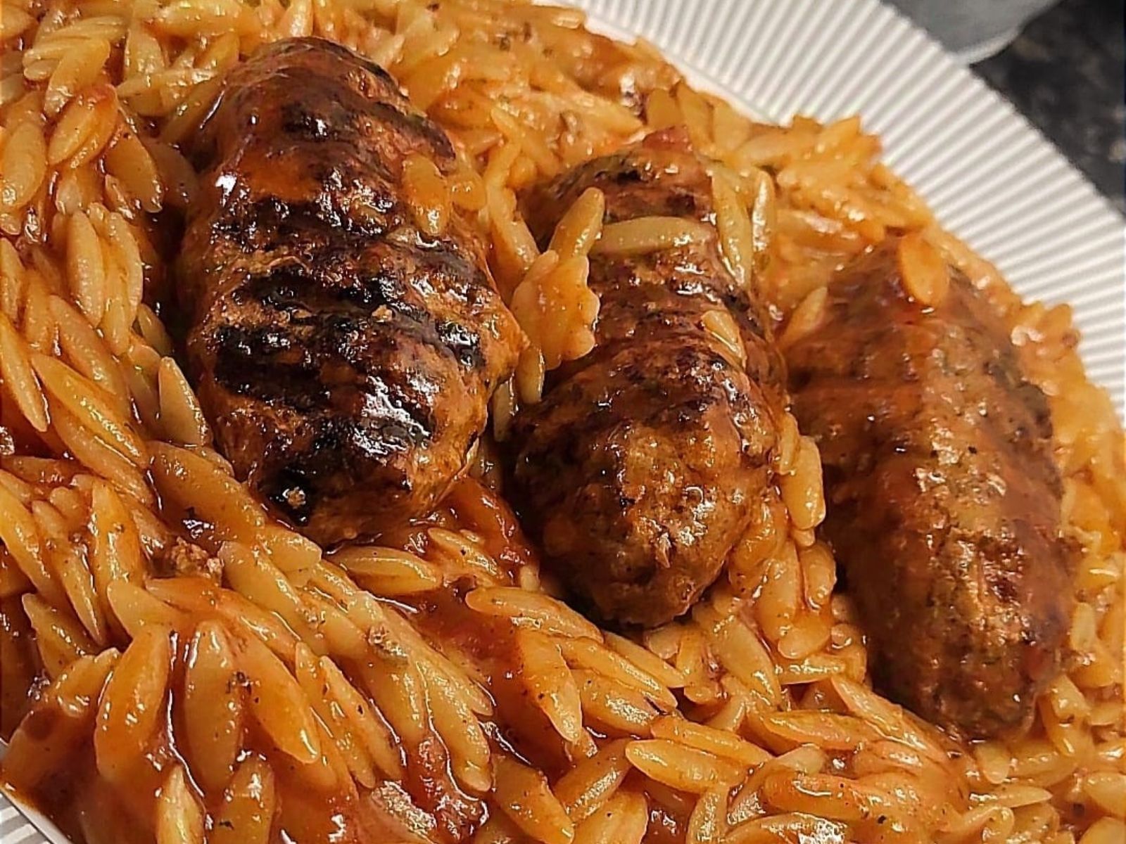 Σουτζουκάκια-με μελωμένο-κριθαράκι-συνταγή-