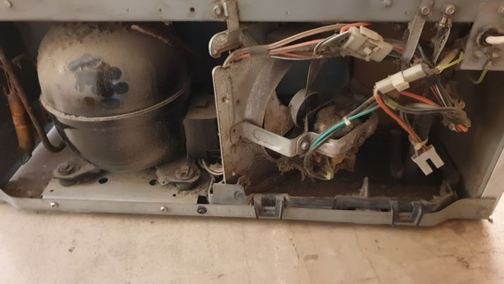 Καθαρίστε-αυτό-το-σημείο-του-ψυγείου-για-να-μειώσετε-το-λογαριασμό-ρεύματος Καθαρίστε-αυτό-το-σημείο-του-ψυγείου-για-να-μειώσετε-το-λογαριασμό-ρεύματος