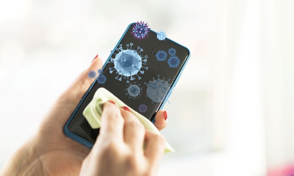 το-κινητό-μπορεί-να-μας-αρρωστήσει-όλες-οι-προφυλάξεις-που-πρέπει-να-πάρουμε 
