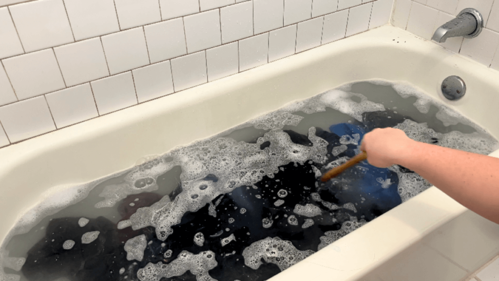 Laundry stripping: Η ιδανική μέθοδος στο πλύσιμο των ρούχων για τέλεια καθαριότητα και φρεσκάδα