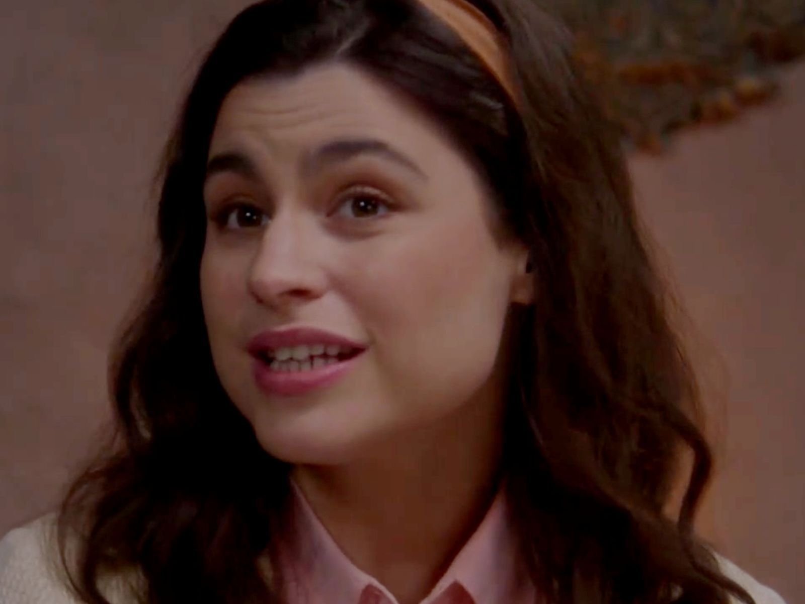 Άγιος Έρωτας: H Χλόη χαροπαλεύει ο Παύλος αρνείται να την πάνε στο νοσοκομείο