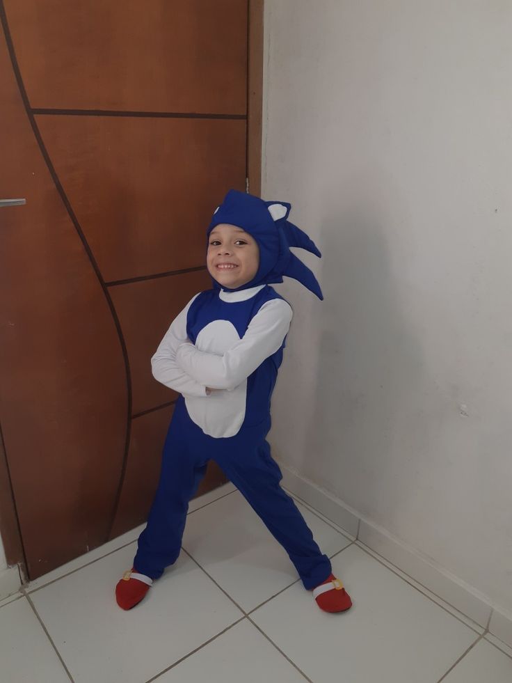 αποκριάτικη-στολή-Sonic-για-παιδιά-και-ενήλικους-βήμα βήμα-diy-