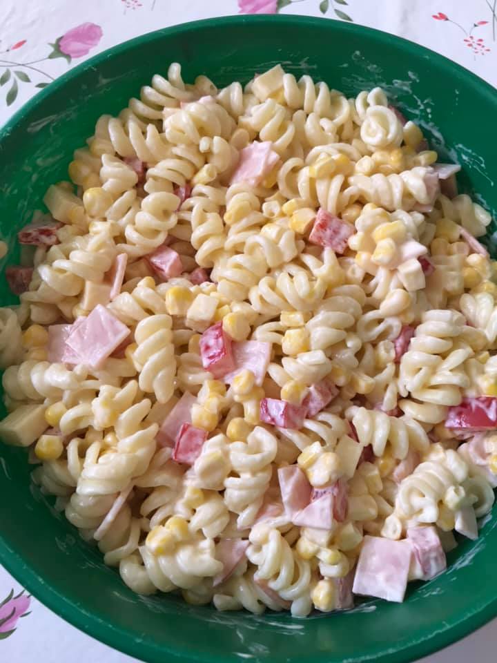 Μακαρονοσαλάτα-με βίδες-για το τραπέζι-της Τσικνοπέμπτης-συνταγή- Μακαρονοσαλάτα-με βίδες-για το τραπέζι-της Τσικνοπέμπτης-συνταγή-