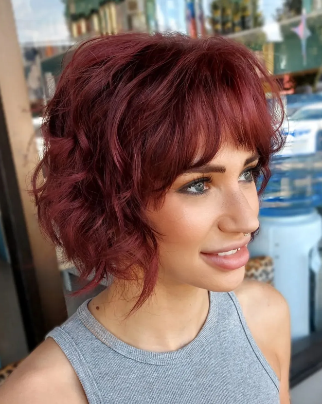 Chin-Length Bobs-τάσεις-στα-χτενίσματα-κουρέματα-Άνοιξη-Καλοκαίρι 2025-ιδέες- Chin-Length Bobs-τάσεις-στα-χτενίσματα-κουρέματα-Άνοιξη-Καλοκαίρι 2025-ιδέες-