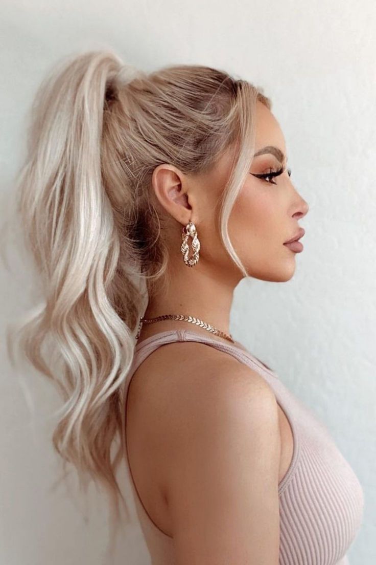 αλογοουρές-τάσεις-στα-χτενίσματα-κουρέματα-Άνοιξη-Καλοκαίρι 2025-ιδέες- αλογοουρές-τάσεις-στα-χτενίσματα-κουρέματα-Άνοιξη-Καλοκαίρι 2025-ιδέες-