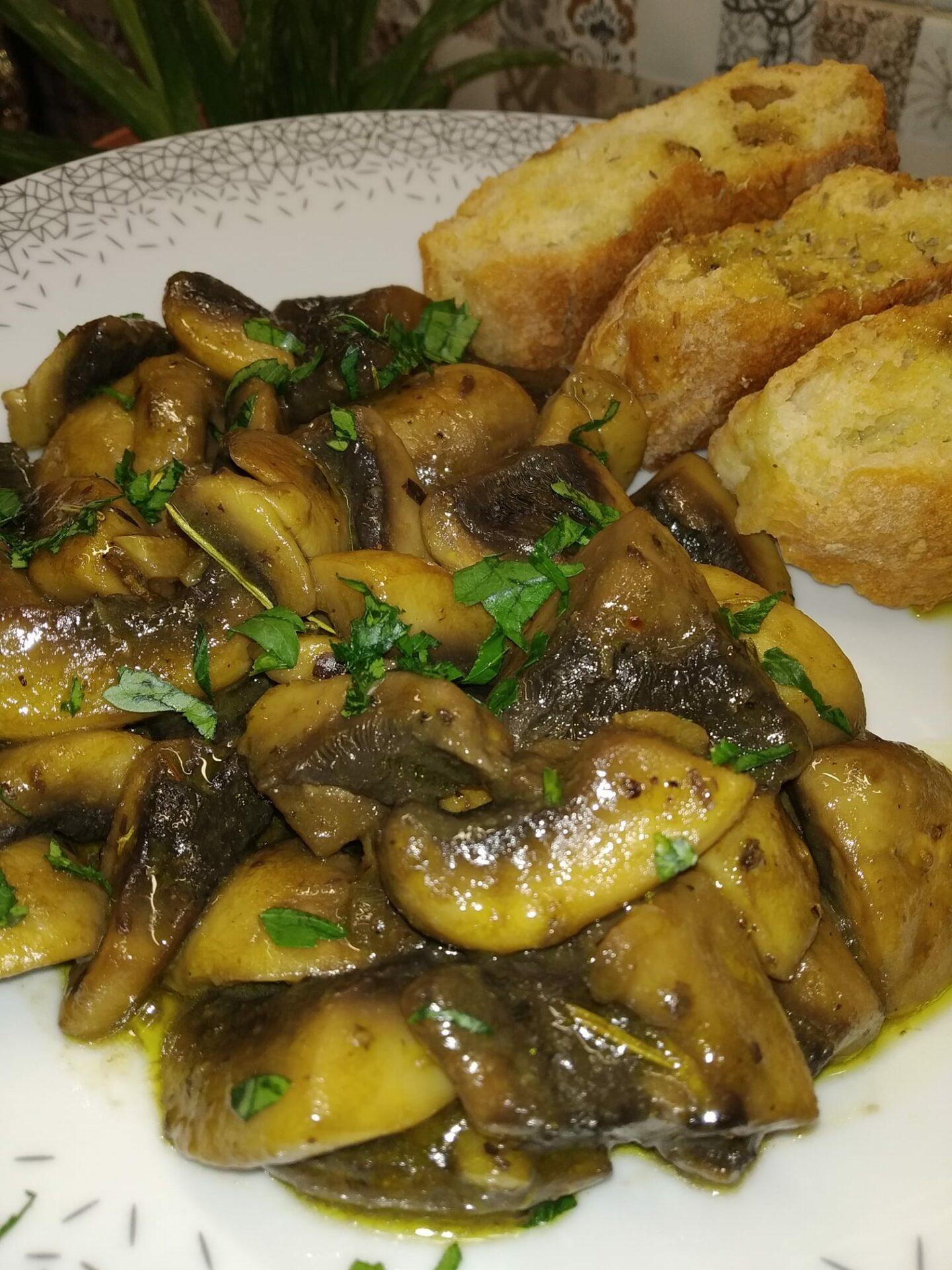 12 πικάντικοι μεζέδες για τη Τσικνοπέμπτη