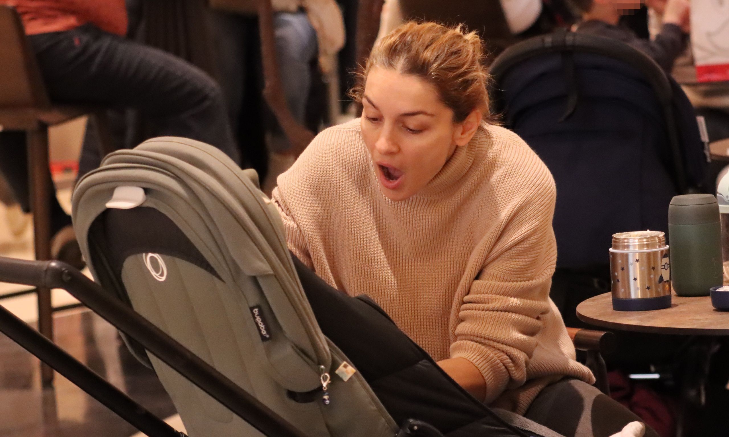 Γιουλίκα Σκαφιδά: Στιγμιότυπα από τη βόλτα με τον γιο της