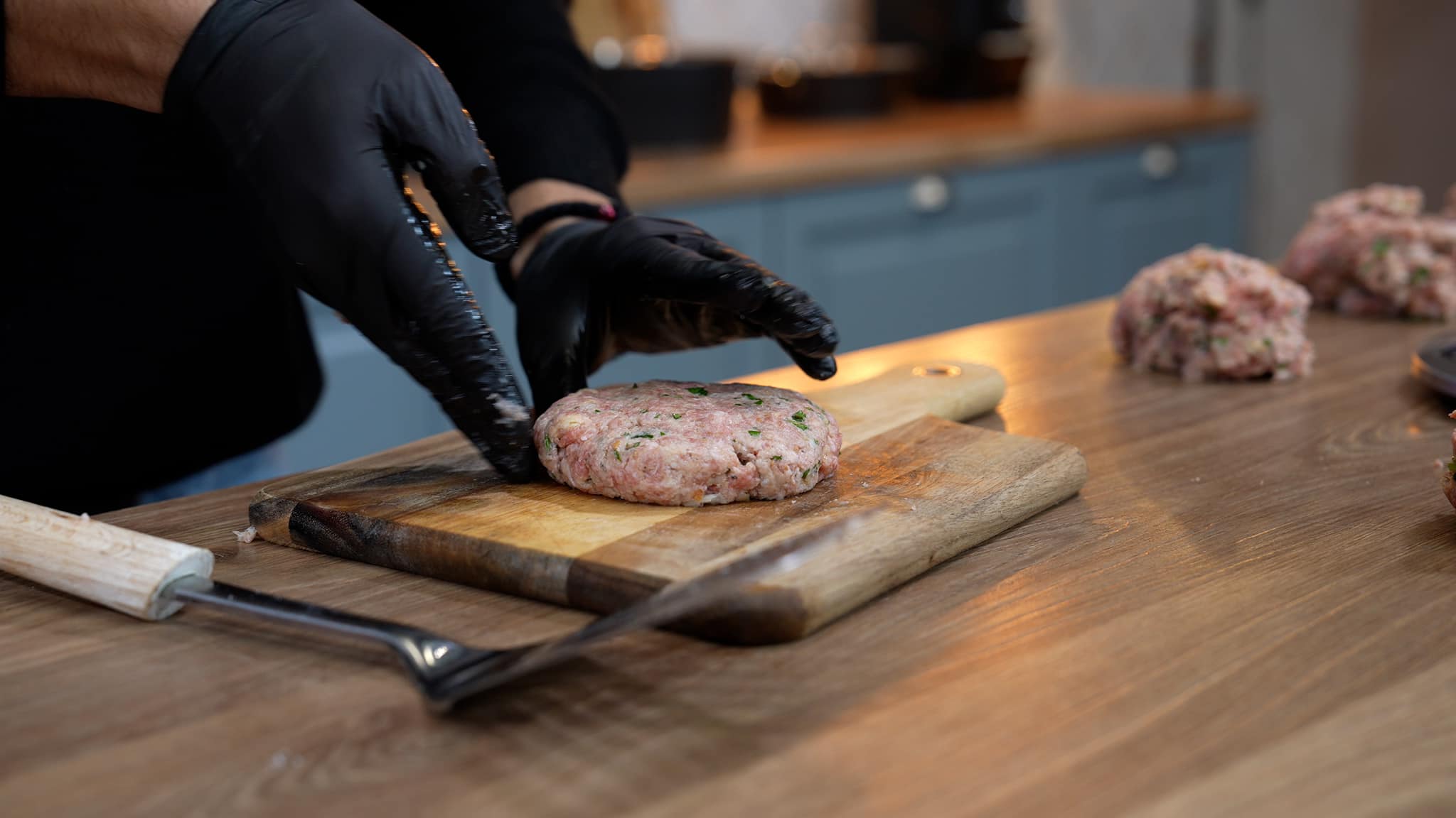 μπιφτέκια-με-πατάτες-στο-φούρνο-για-όλη-την-οικογένεια-συνταγή-