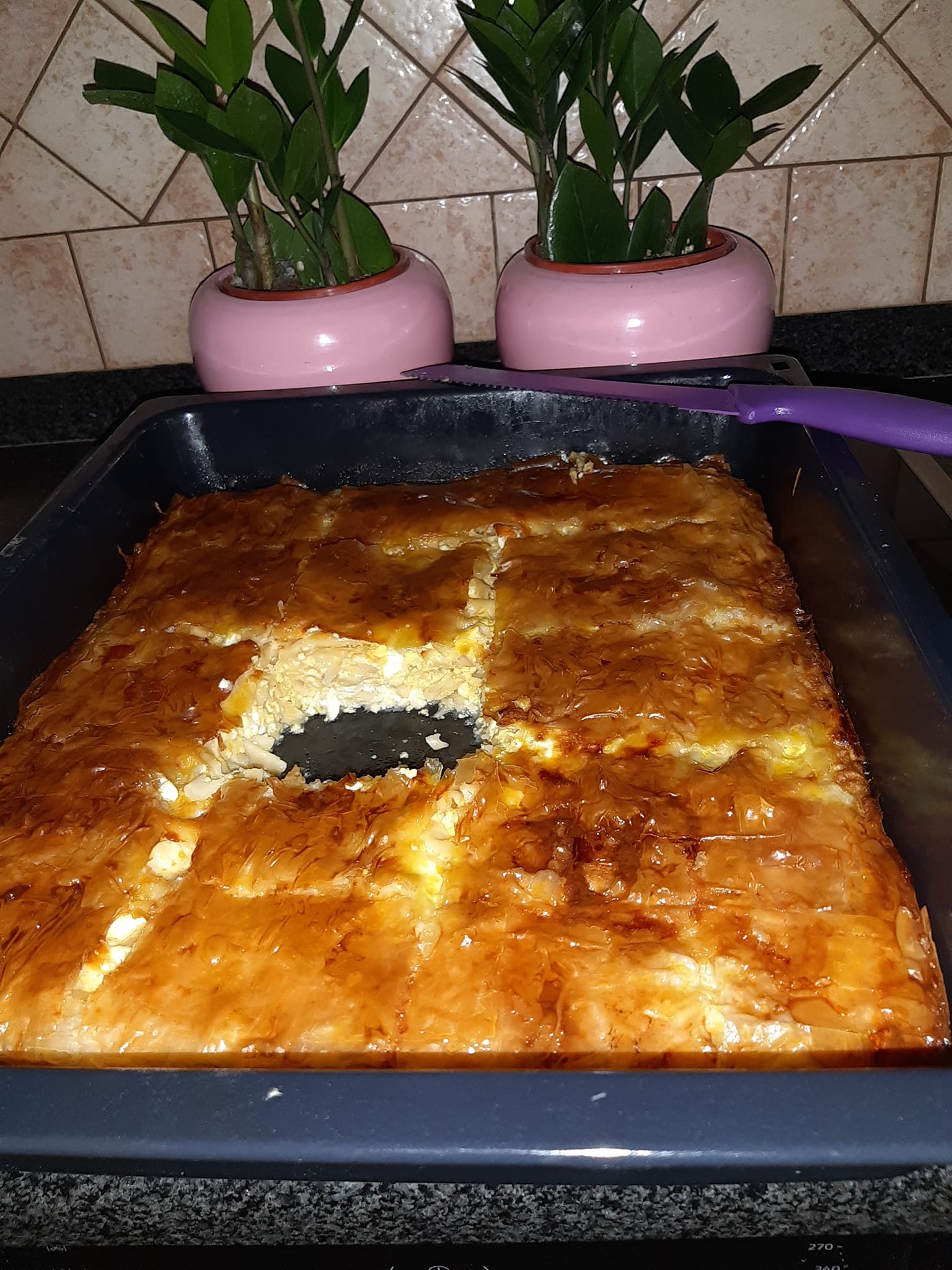 Μακαρονόπιτα-με φύλλο κρούστας-για την-εβδομάδα της Τυρινής-συνταγή-