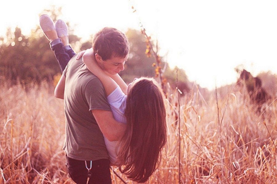 οι-άντρες-είναι-πιο-ρομαντικοί-από-τις-γυναίκες-σύμφωνα-με-νέα έρευνα- οι-άντρες-είναι-πιο-ρομαντικοί-από-τις-γυναίκες-σύμφωνα-με-νέα έρευνα-