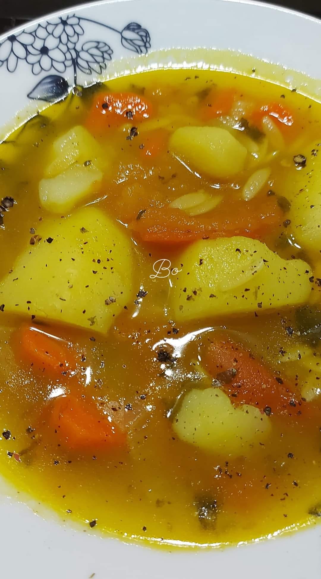 Σούπα-με λαχανικά-και κριθαράκι-για το κρυολόγημα-συνταγή- Σούπα-με λαχανικά-και κριθαράκι-για το κρυολόγημα-συνταγή-