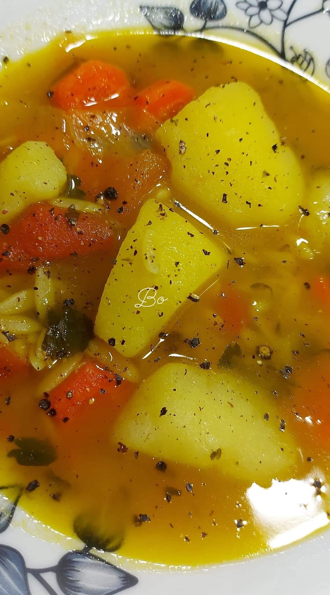 Σούπα-με λαχανικά-και κριθαράκι-για το κρυολόγημα-συνταγή- Σούπα-με λαχανικά-και κριθαράκι-για το κρυολόγημα-συνταγή-