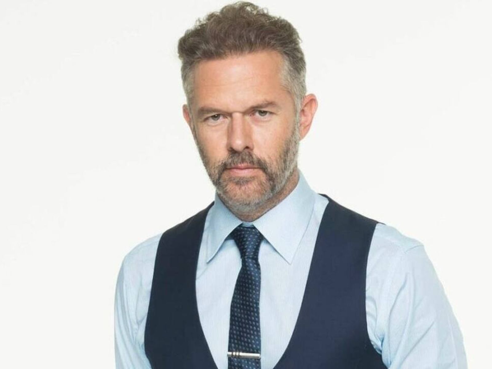 Διάφανη Αγάπη : Ο Χρήστος Λούλης εισβάλλει στην σειρά του ALPHA