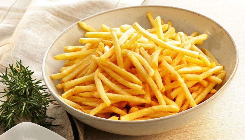 Ανακαλούνται προτηγανισμένες πατάτες – Εντοπίστηκαν μεταλλικά κομμάτια