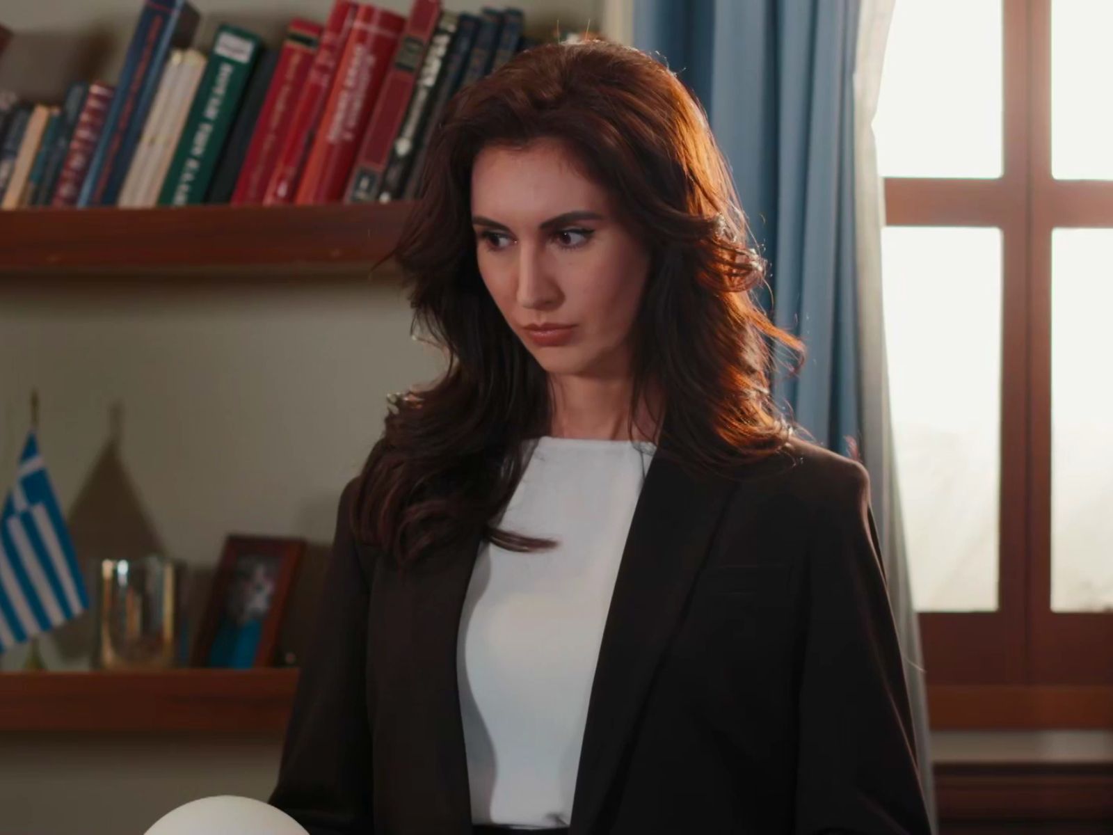 Η Γη της Ελιάς-Αμαλία Η Γη της Ελιάς-Αμαλία