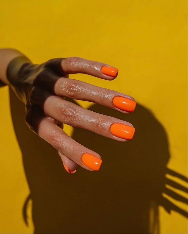 τετράγωνα νύχια-τάσεις-Άνοιξη-Καλοκαίρι 2025-ιδέες-