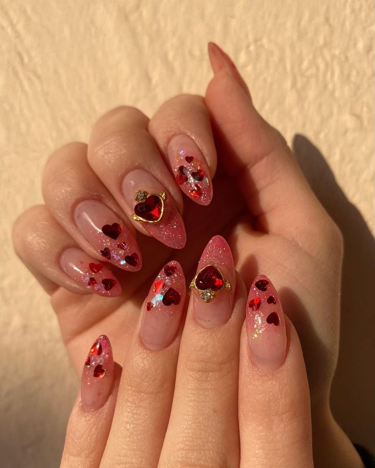 τρισδιάστατα-σχέδια-στα-νύχια-τάσεις-Άνοιξη-Καλοκαίρι 2025-ιδέες-