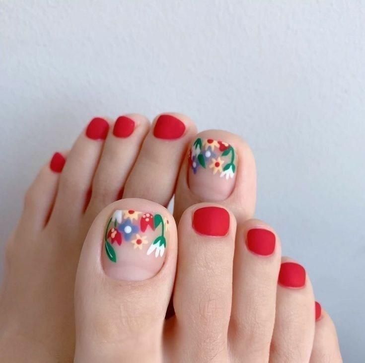 floral νύχια-τάσεις-Άνοιξη-Καλοκαίρι 2025-ιδέες-