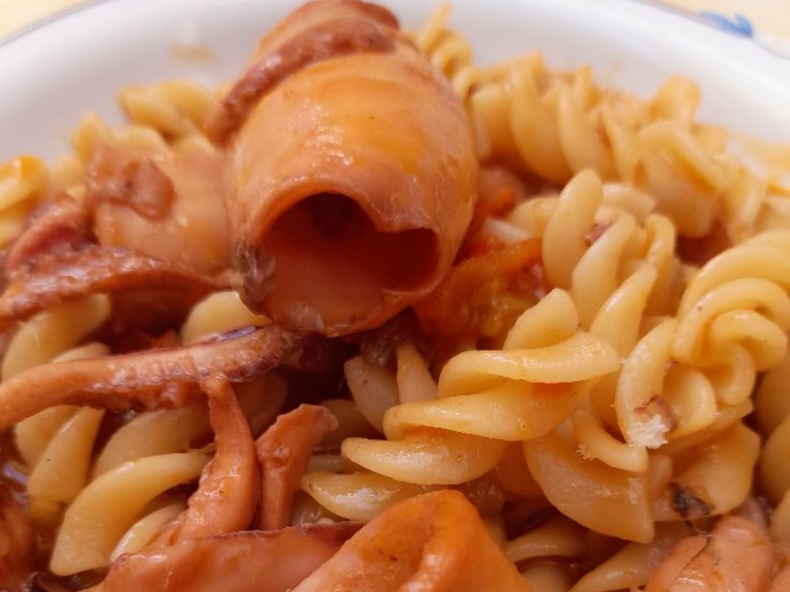 Σαρακοστιανά-καλαμαράκια-με τριβελάκι-για τη Καθαρά Δευτέρα-συνταγή-