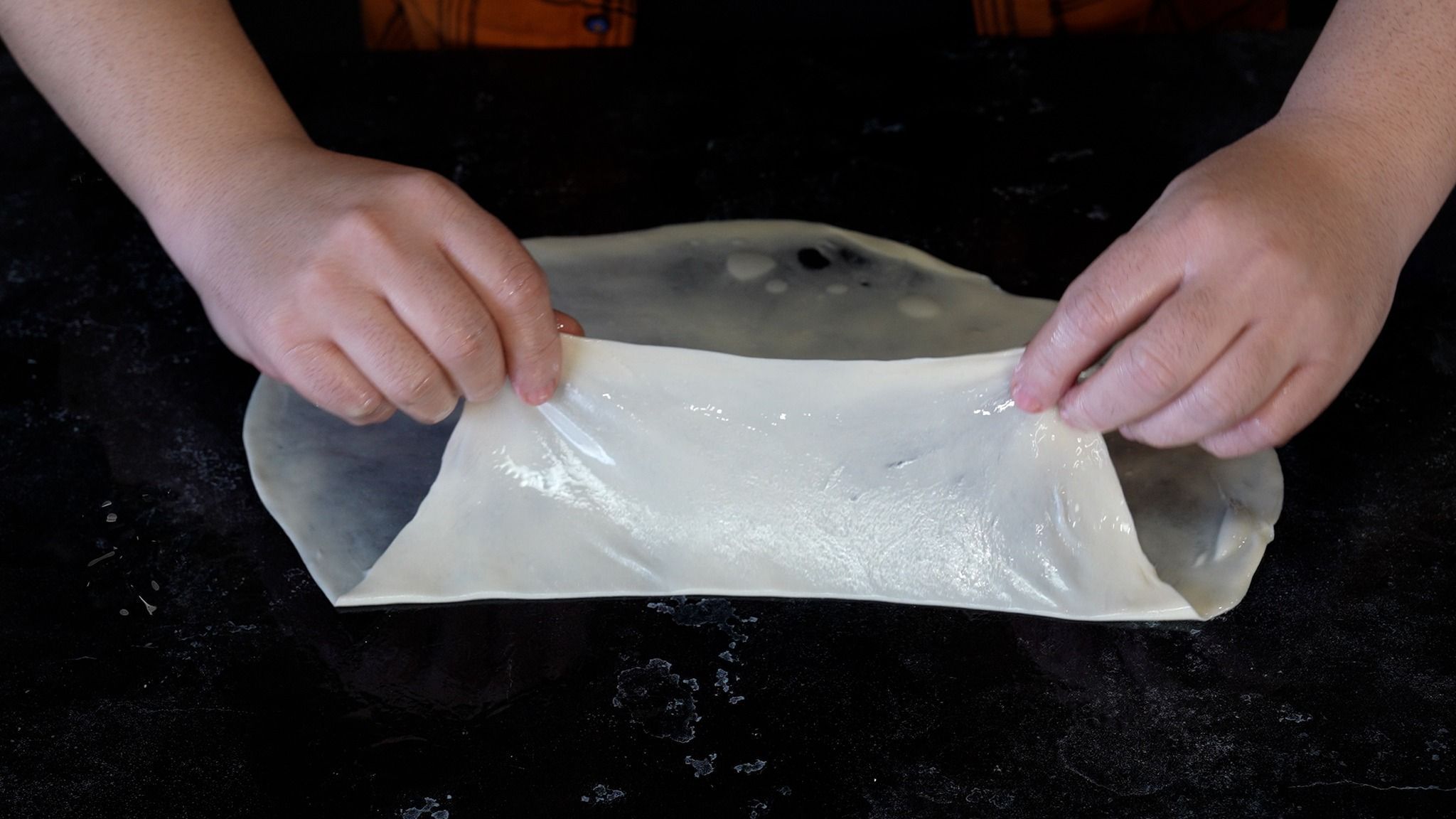 Νηστίσιμα-σπανακοτυροπιτάκια-με-τραβηχτό φύλλο-συνταγή-