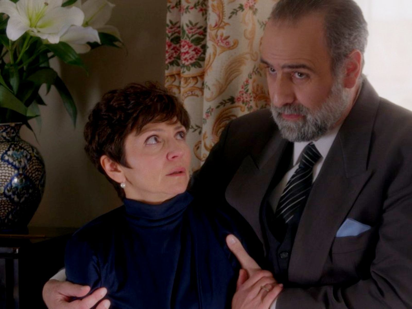 Άγιος έρωτας: Η Θάλεια καταρρέει μέτα το θάνατο της Κατρίν και υποψιάζεται τον Παύλο