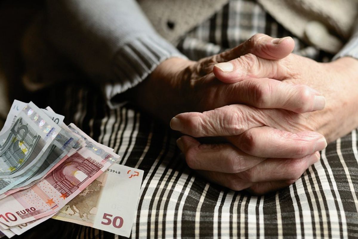 Συντάξεις Απριλίου 2025 : Οι ημερομηνίες της πληρωμής