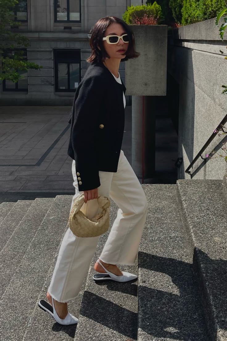 κρεμ τσάντες-τάσεις-Άνοιξη-Καλοκαίρι 2025-ιδέες-