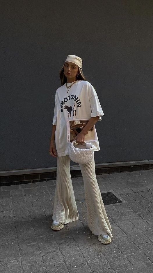 κρεμ τσάντες-τάσεις-Άνοιξη-Καλοκαίρι 2025-ιδέες-