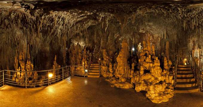 Διακοπές-το-Πάσχα 2025-στη-Μονεμβασιά-για-όλη-την-οικογένεια- Διακοπές-το-Πάσχα 2025-στη-Μονεμβασιά-για-όλη-την-οικογένεια-