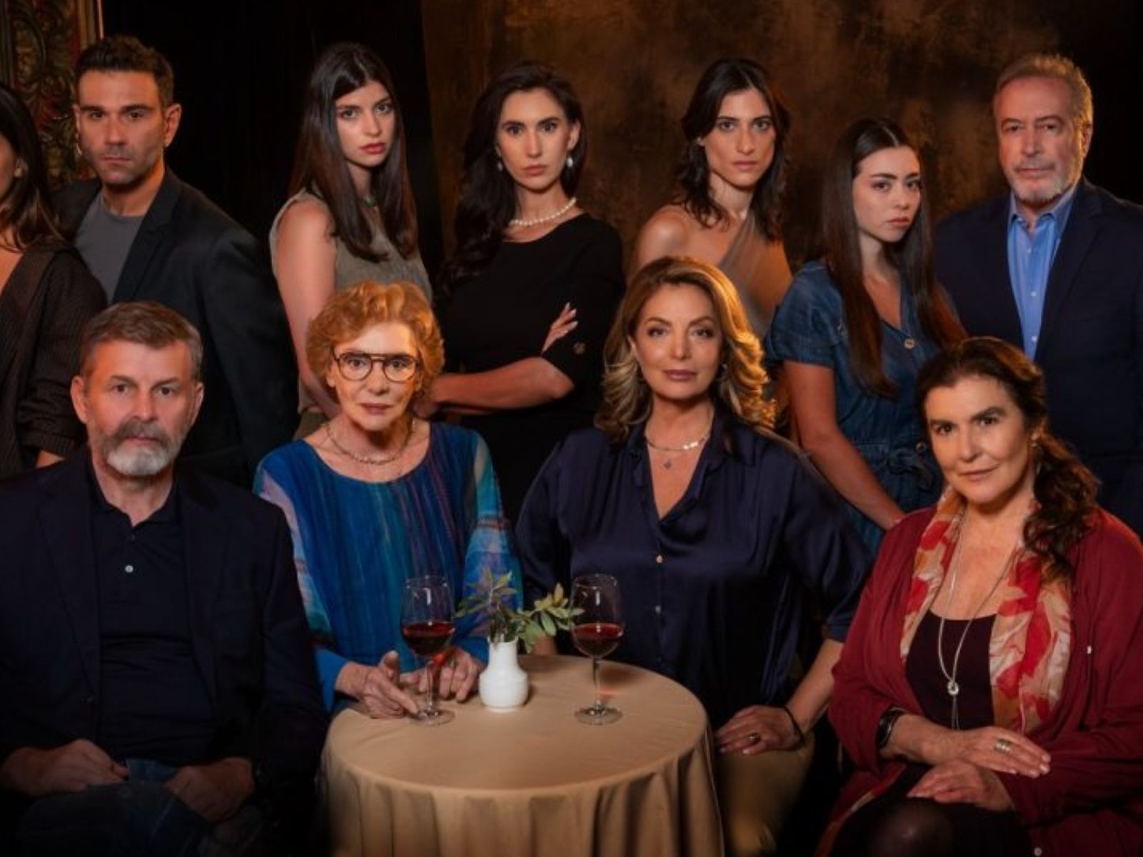 Η Γη της Ελιάς-εισβάλει-στη-σειρά-και-ετοιμάζεται-να-γίνει-μπαμπάς-