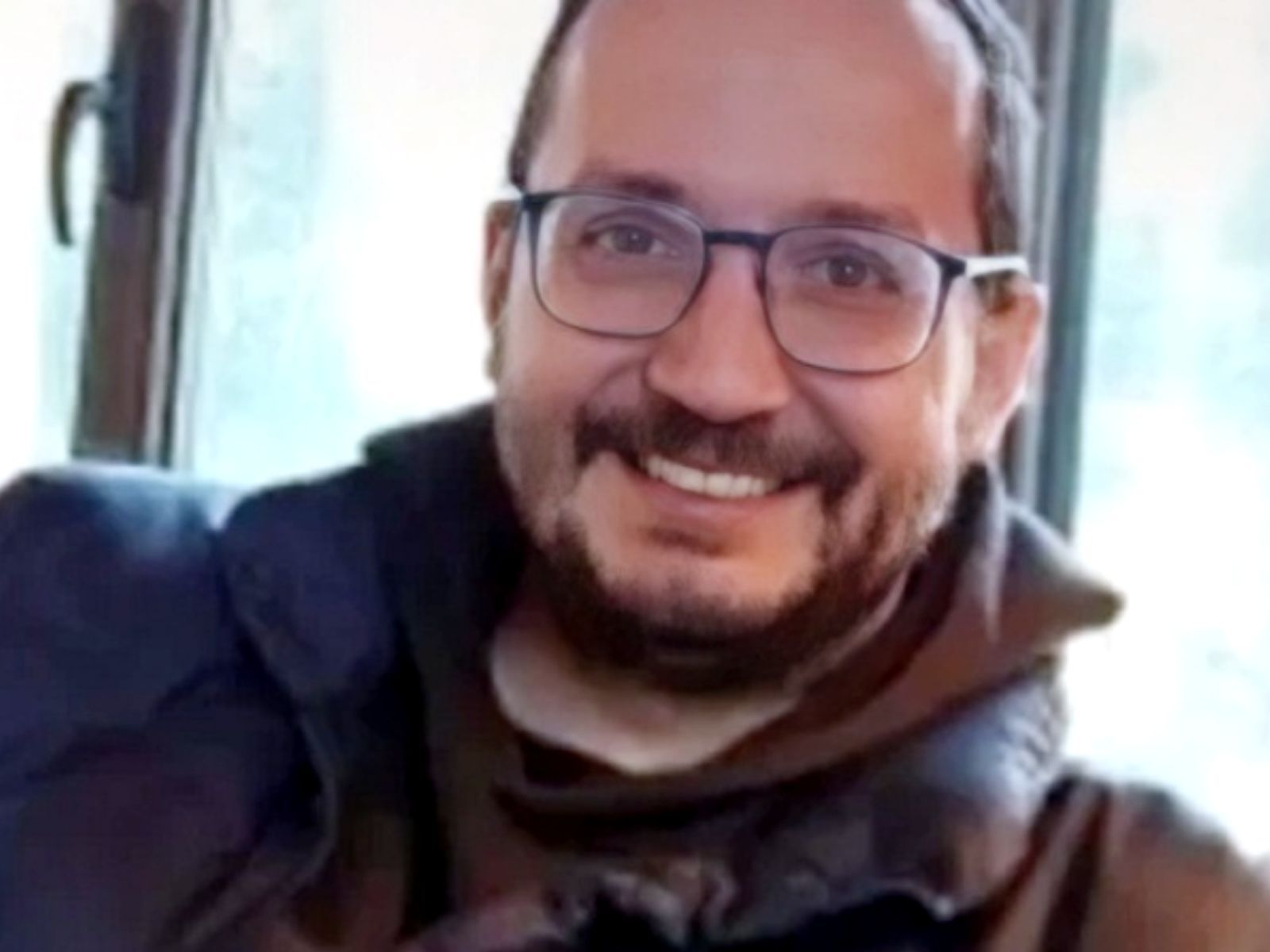 Βασίλης Καλογήρου: Μειών