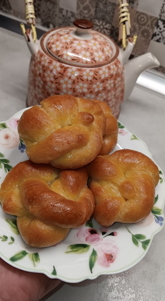 Ιδιαίτερο-σιροπιαστό γλυκό-φιόγκοι-συνταγή- Ιδιαίτερο-σιροπιαστό γλυκό-φιόγκοι-συνταγή-