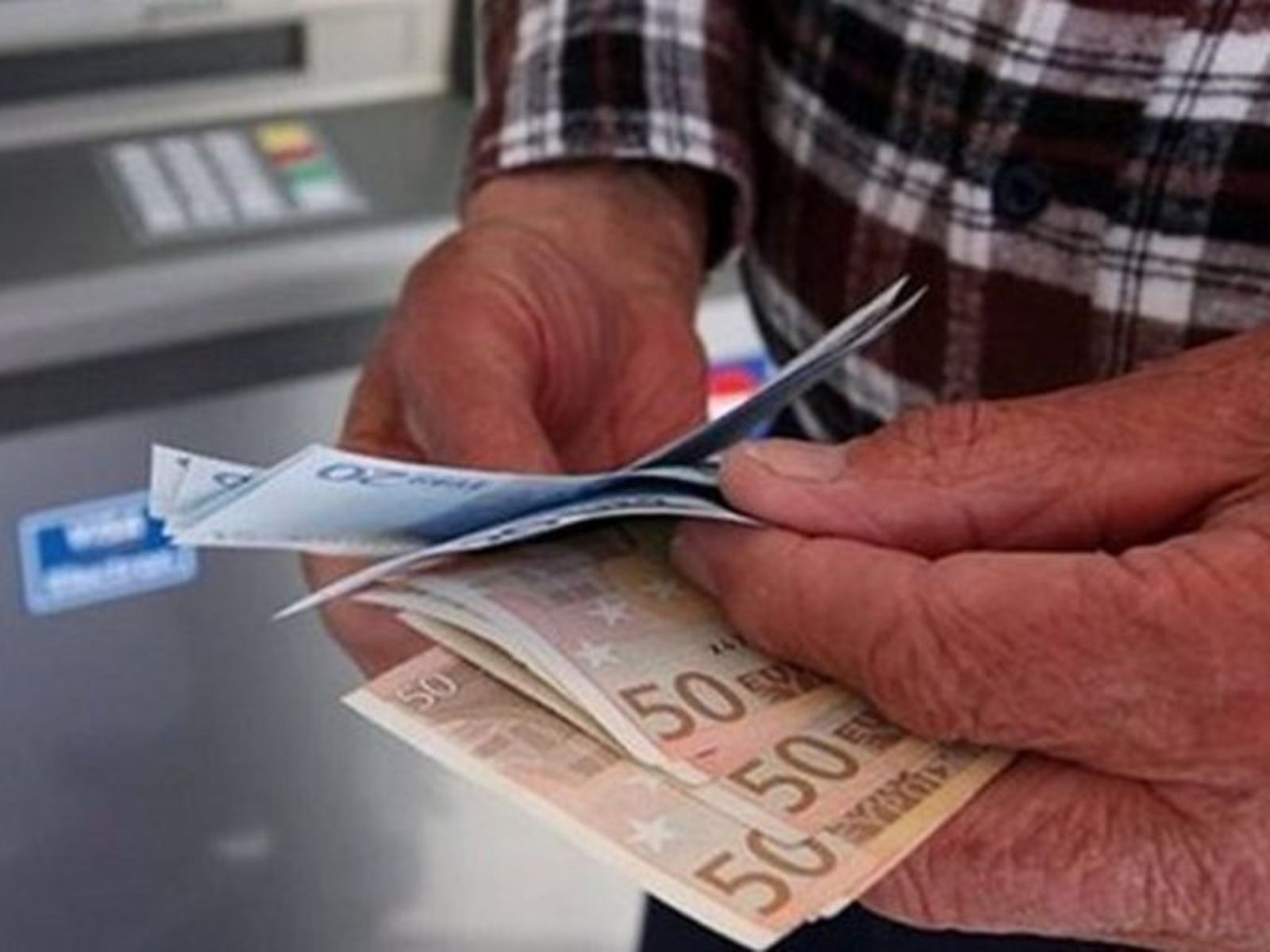 Συντάξεις Απριλίου 2025: Θα γίνουν νωρίτερα οι πληρωμές – Αναλυτικά οι ημερομηνίες