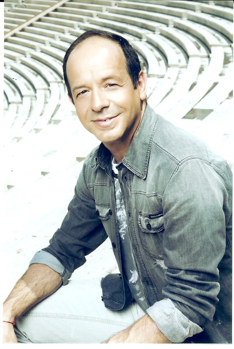 Eurovision 2025: Με την υπογραφή του καταξιωμένου Φωκά Ευαγγελινού θα παρουσιαστεί η «Αστερομάτα» στη σκηνή