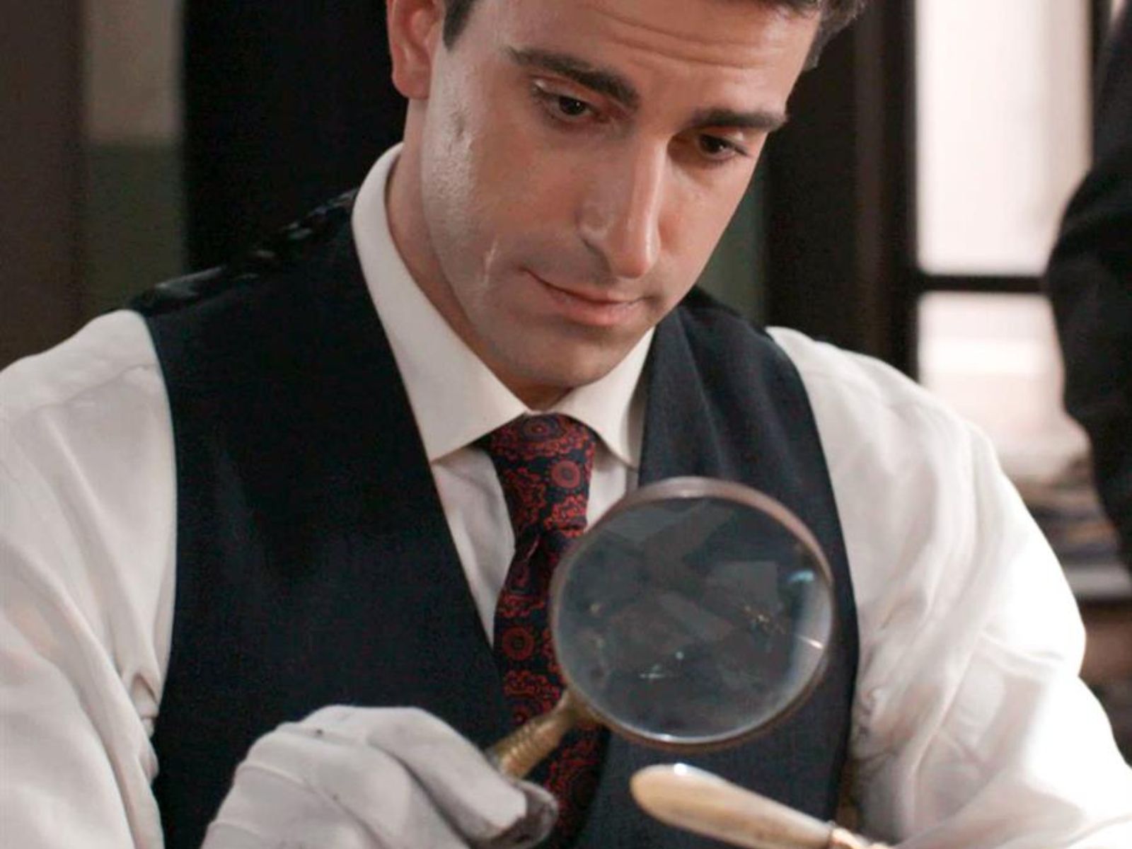 Grand Hotel Επόμενα επεισόδια : 86, 87, 88, 89, 90